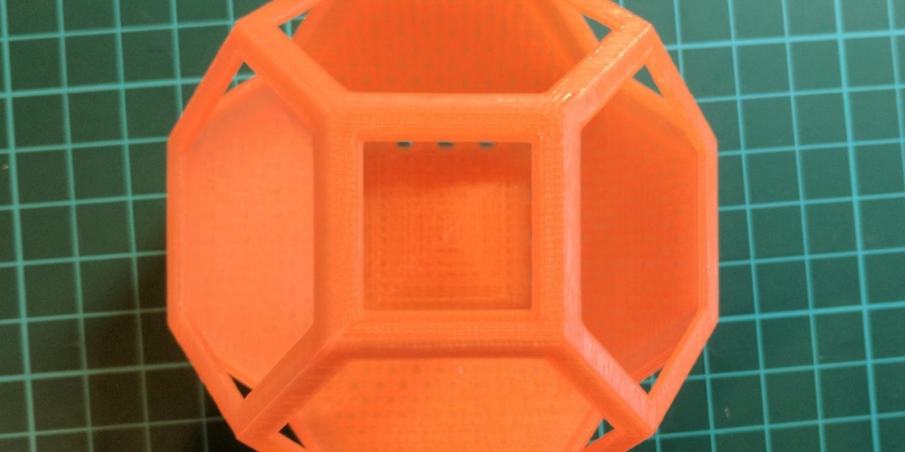 The strong, translucent and incredibly cheap Real Filament in fluorescent Orange